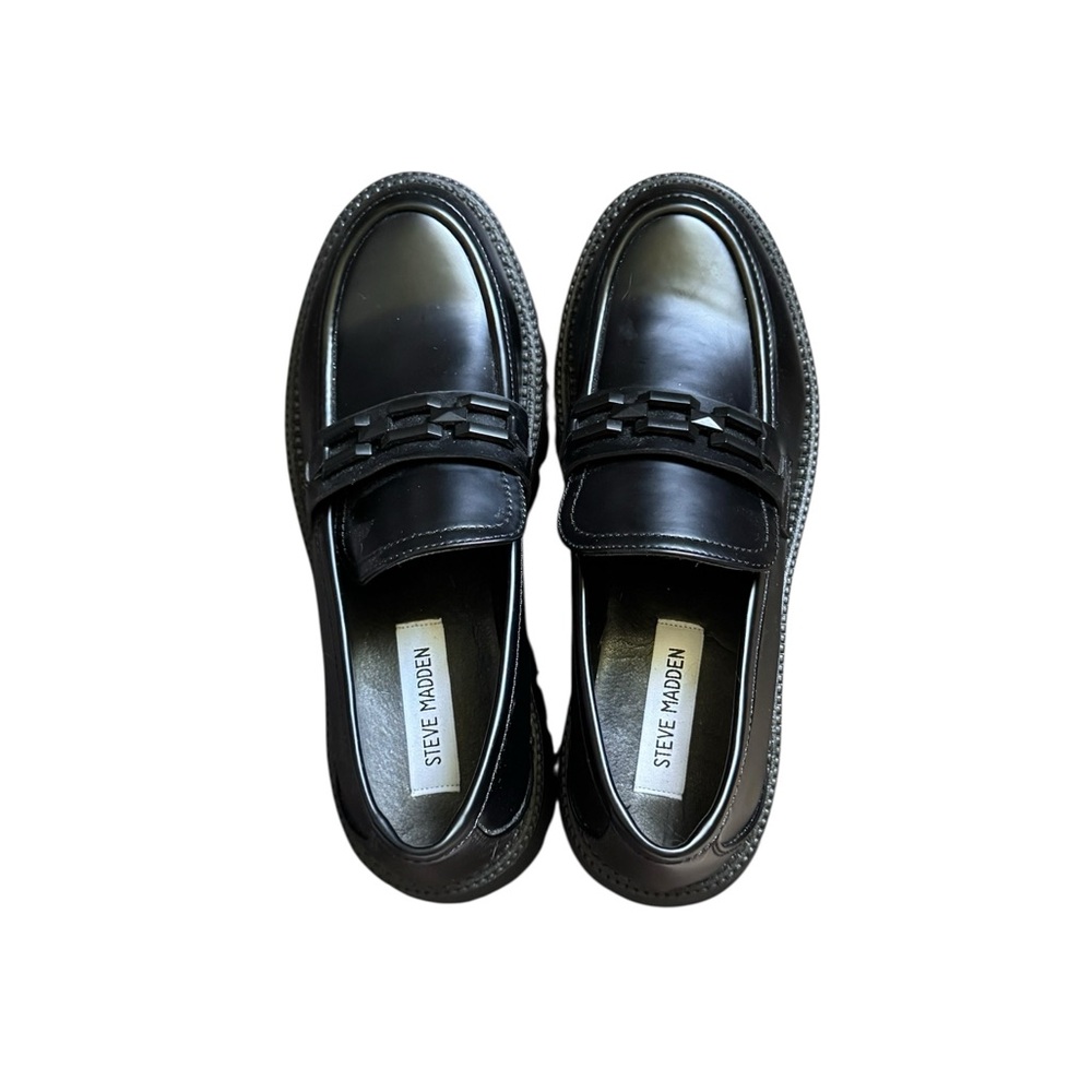 EUC Steve Madden Loafers, Size 9